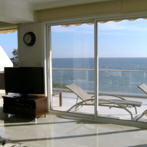 For Rent – 3 bedroom luxury seafront apartment in Potamos Germasogeia, Limassol