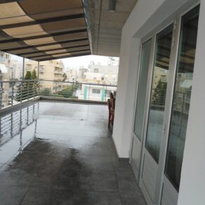 For Sale – 3 bedroom penthouse in Neapolis, Limassol