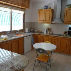 For Sale – 3/4 bedroom detached split-level house in Parekklisia, Limassol