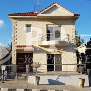 For Sale - 3 bedroom detached house in Parekklisia, Limassol