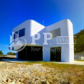 For Sale - 5 bedroom detached house near the sea in Parekklisia, Limassol