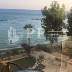 For Rent - 2 bedroom front line apartment with unobstructed sea view in Amathus, Limassol