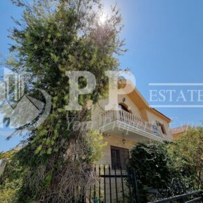 For Sale - 5 bedroom detached house in Agios Athanasios, Limassol