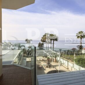 For Rent - On the beach - 2 bedroom luxury apartment in Agios Tychonas seafront, Limassol