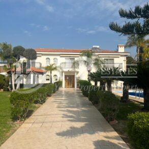For Sale - Quality 5 bedroom detached house with mature garden and swimming pool in Germasogeia, Limassol