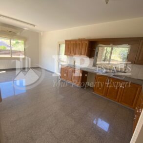 For Rent - 3 + 1 bedroom detached house with swimming pool in Parekklisia, Limassol