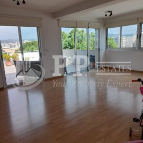 For Rent - Spacious 3 bedroom, 4th floor apartment in town centre, Limassol